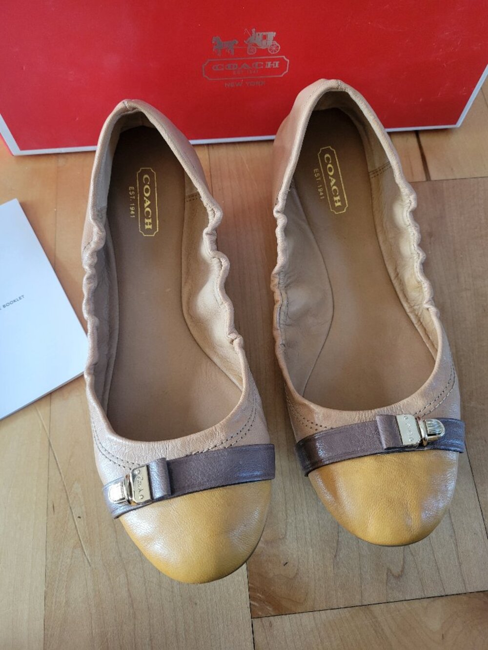 Coach Delphine Flats Tan/Marigold, Size 9M